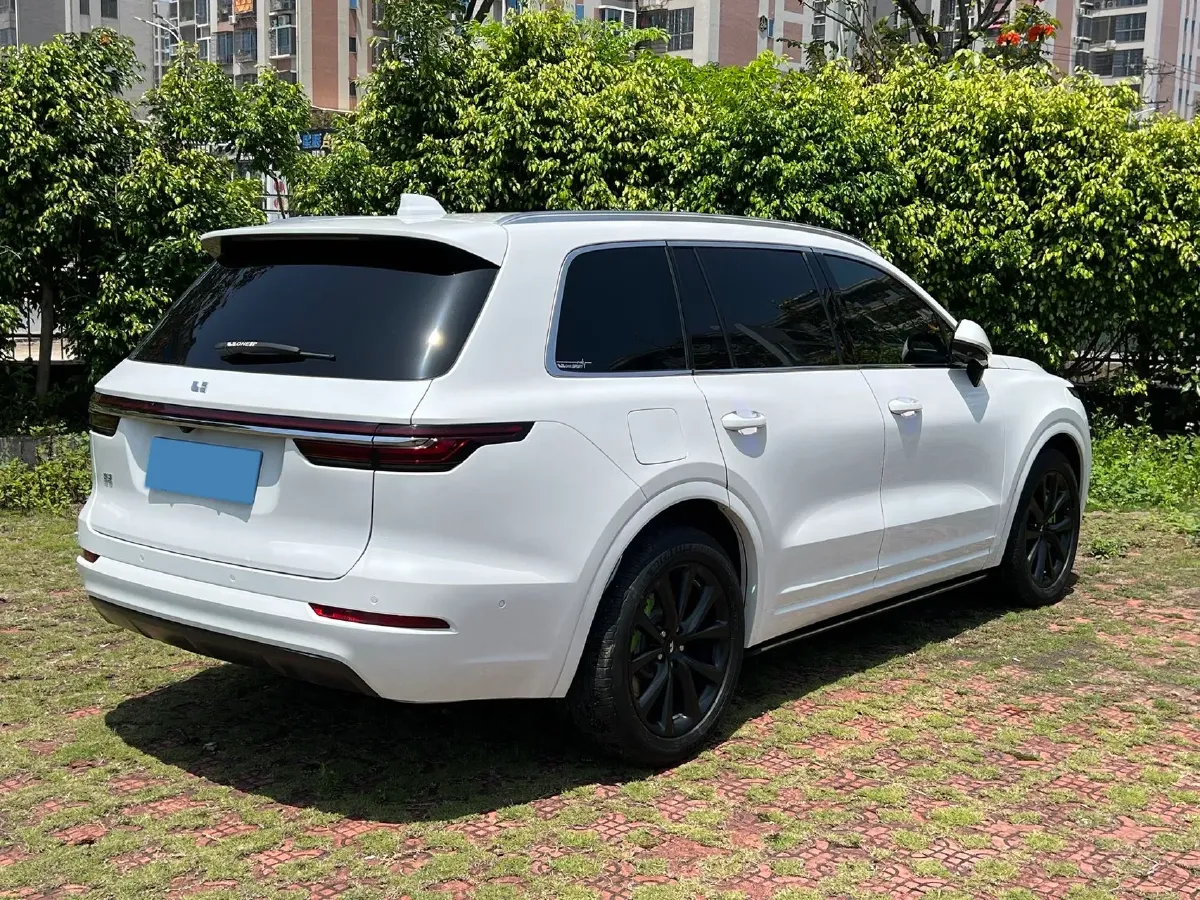 2021 Li ONE Range Extended 131HP REEV 40.5KWH,autocango,china used car exporter,china ev exporter,chinese used car exporter,chinese used ev exporter