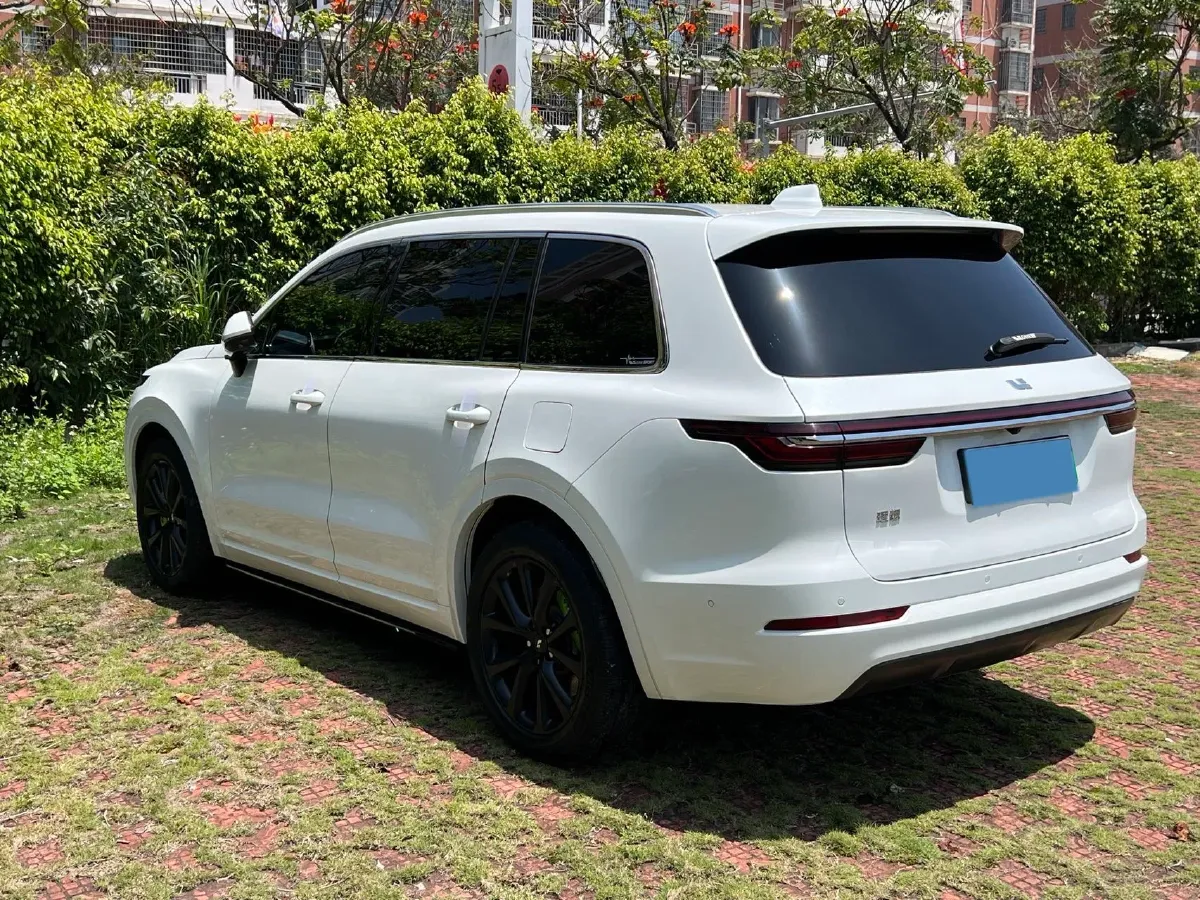 2021 Li ONE Range Extended 131HP REEV 40.5KWH,autocango,china used car exporter,china ev exporter,chinese used car exporter,chinese used ev exporter