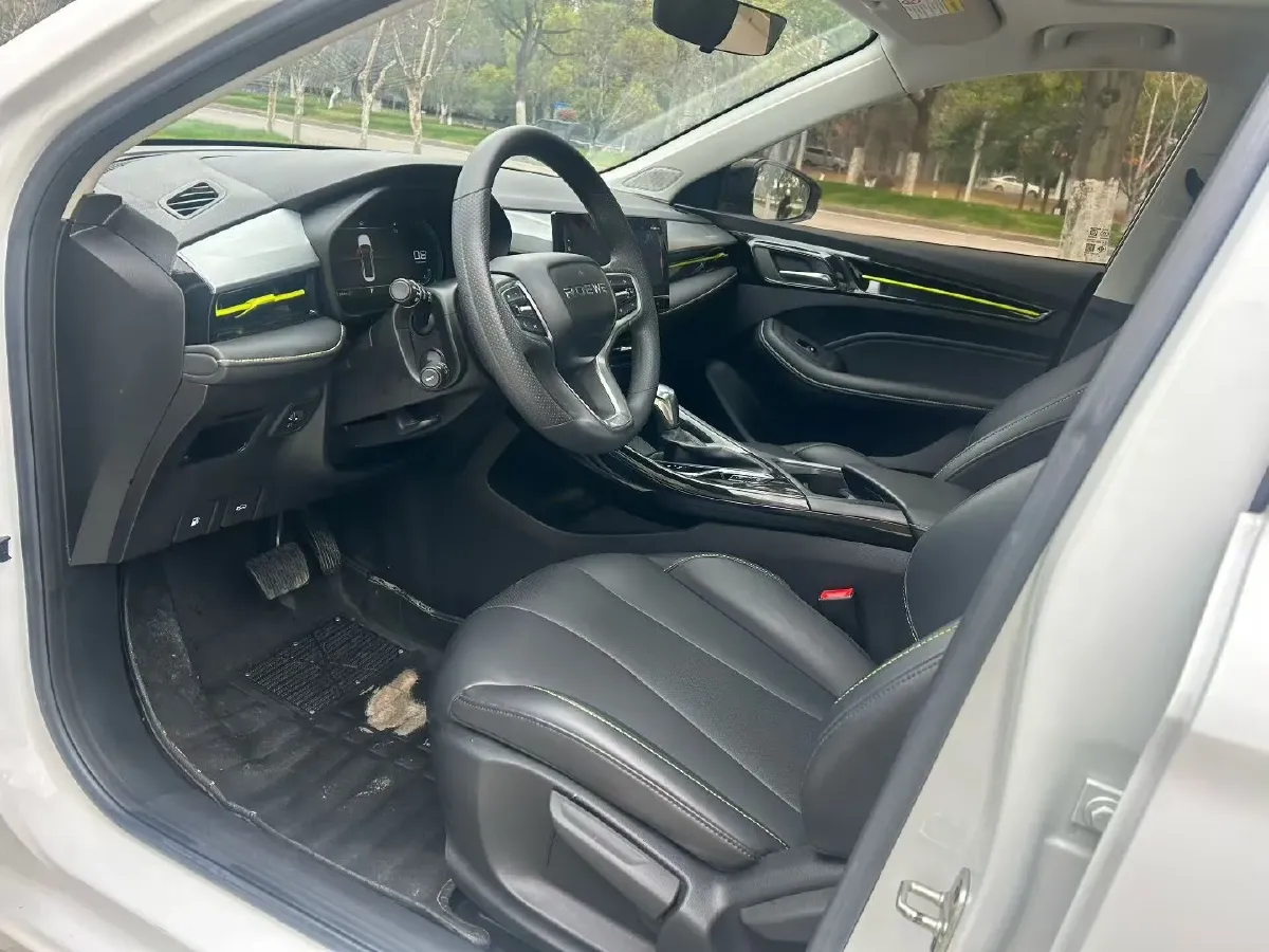 2021 Roewe i5 1.5L 120HP L4 CVT,autocango,china used car exporter,china ev exporter,chinese used car exporter,chinese used ev exporter