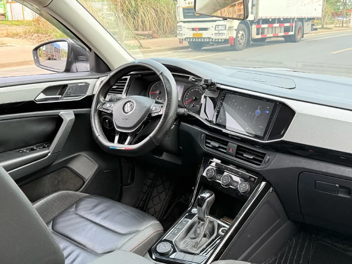 2019 Volkswagen Tayron 2.0T 186HP L4 7DCT,autocango,china used car exporter,china ev exporter,chinese used car exporter,chinese used ev exporter