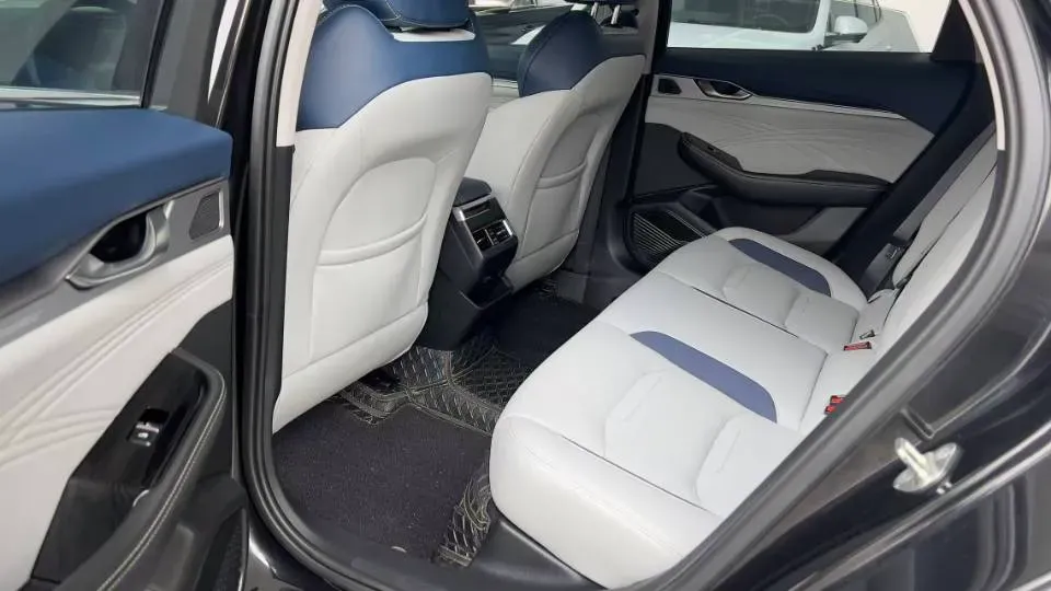 2021 Geely Preface 2.0T 190HP L4 7DCT,autocango,china used car exporter,china ev exporter,chinese used car exporter,chinese used ev exporter