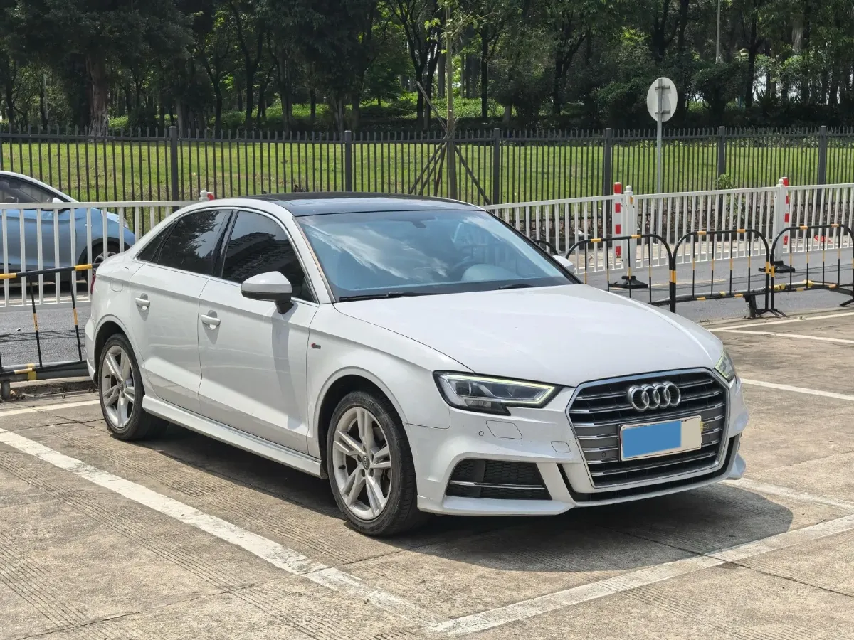2020 Audi A3 1.4T 150HP L4 7DCT,autocango,china used car exporter,china ev exporter,chinese used car exporter,chinese used ev exporter