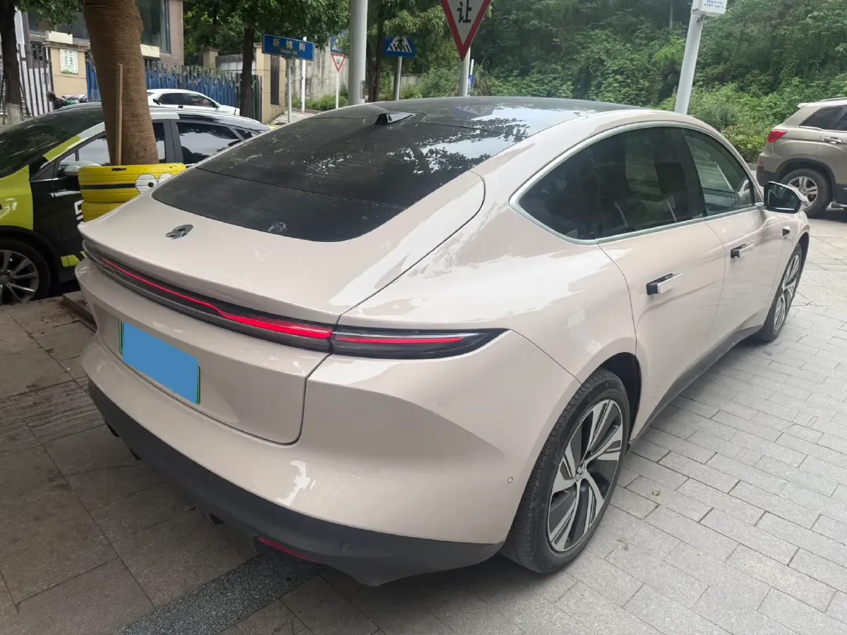 2022 JunTian HeiWuShi Youth 2.0T 203HP L4 6AT,autocango,china used car exporter,china ev exporter,chinese used car exporter,chinese used ev exporter