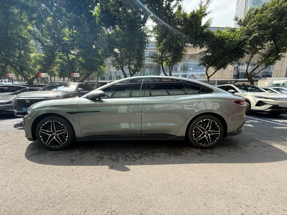 2025 BYD Han BEV,autocango,china used car exporter,china ev exporter,chinese used car exporter,chinese used ev exporter