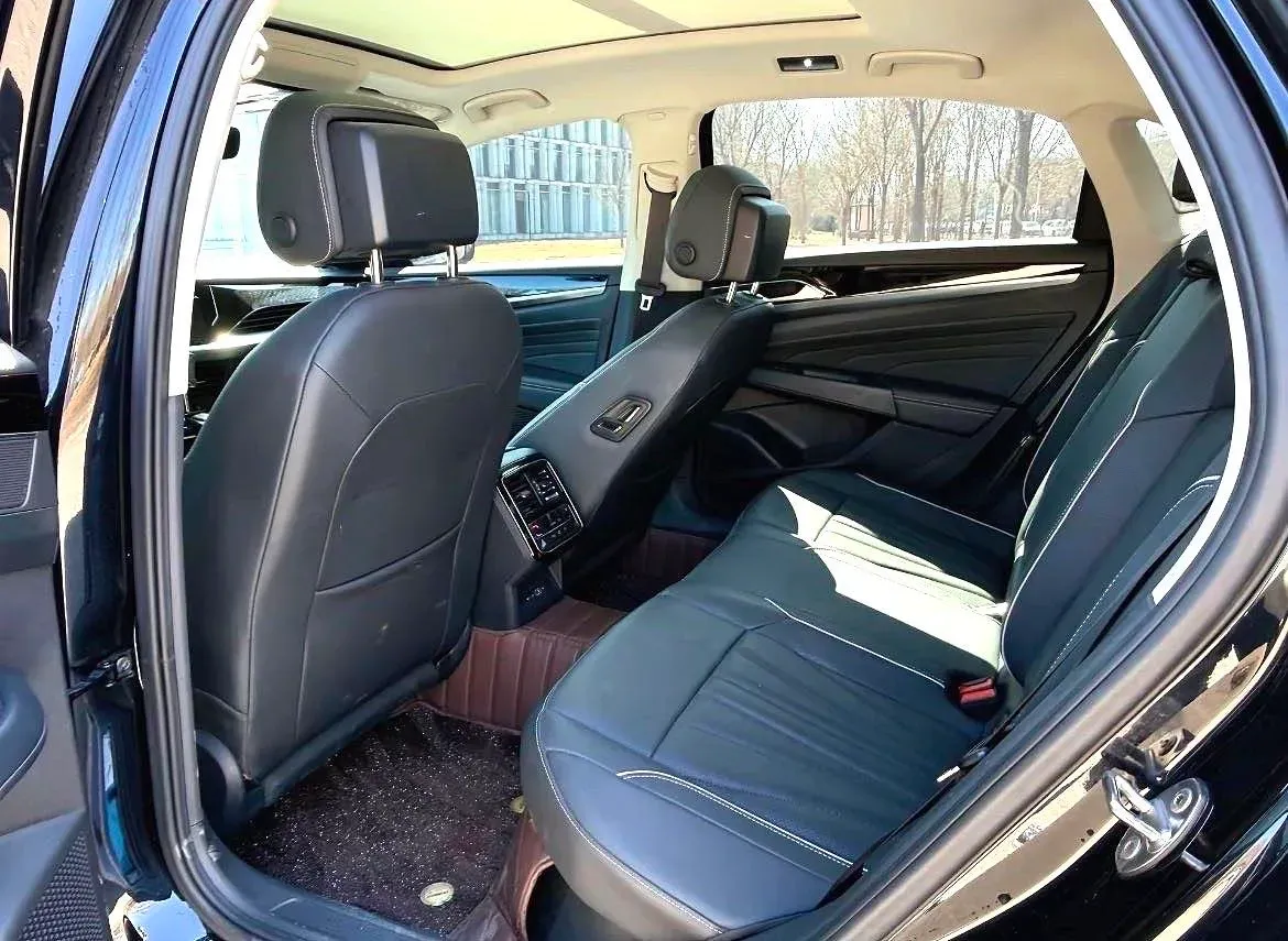 2023 Volkswagen Passat 2.0T 186HP L4 7DCT,autocango,china used car exporter,china ev exporter,chinese used car exporter,chinese used ev exporter