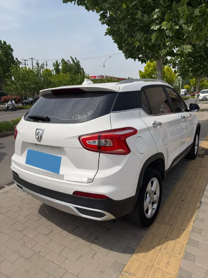 2017 BaoJun 510 1.5L 112HP L4 6MT,autocango,china used car exporter,china ev exporter,chinese used car exporter,chinese used ev exporter