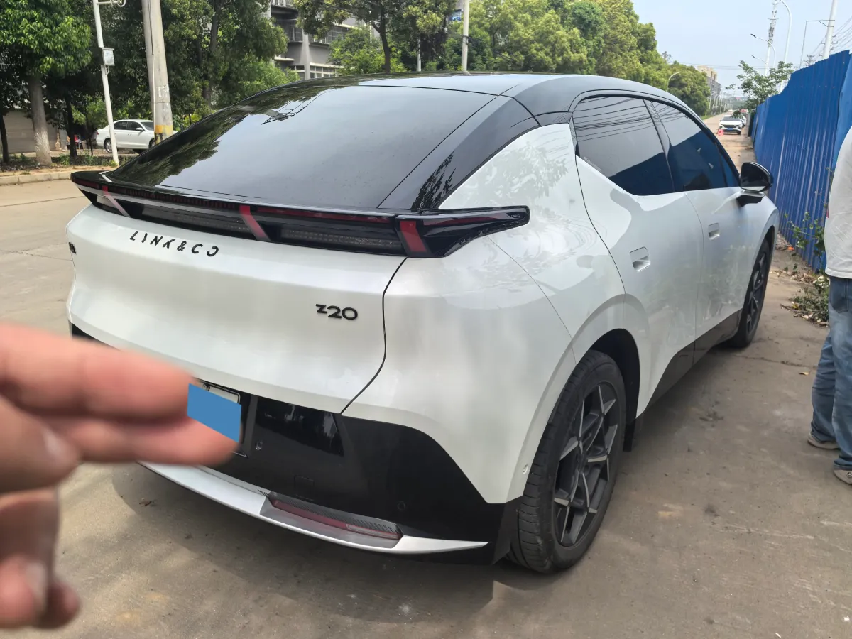 2025 Jetour Freeman 1.5T 184HP L4 7DCT,autocango,china used car exporter,china ev exporter,chinese used car exporter,chinese used ev exporter