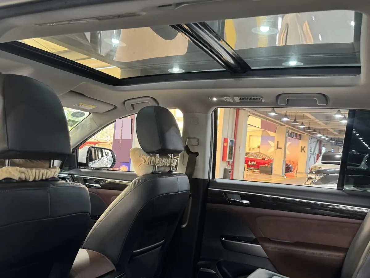 2017 GAC Trumpchi GS8 2.0T 201HP L4 6AT,autocango,china used car exporter,china ev exporter,chinese used car exporter,chinese used ev exporter