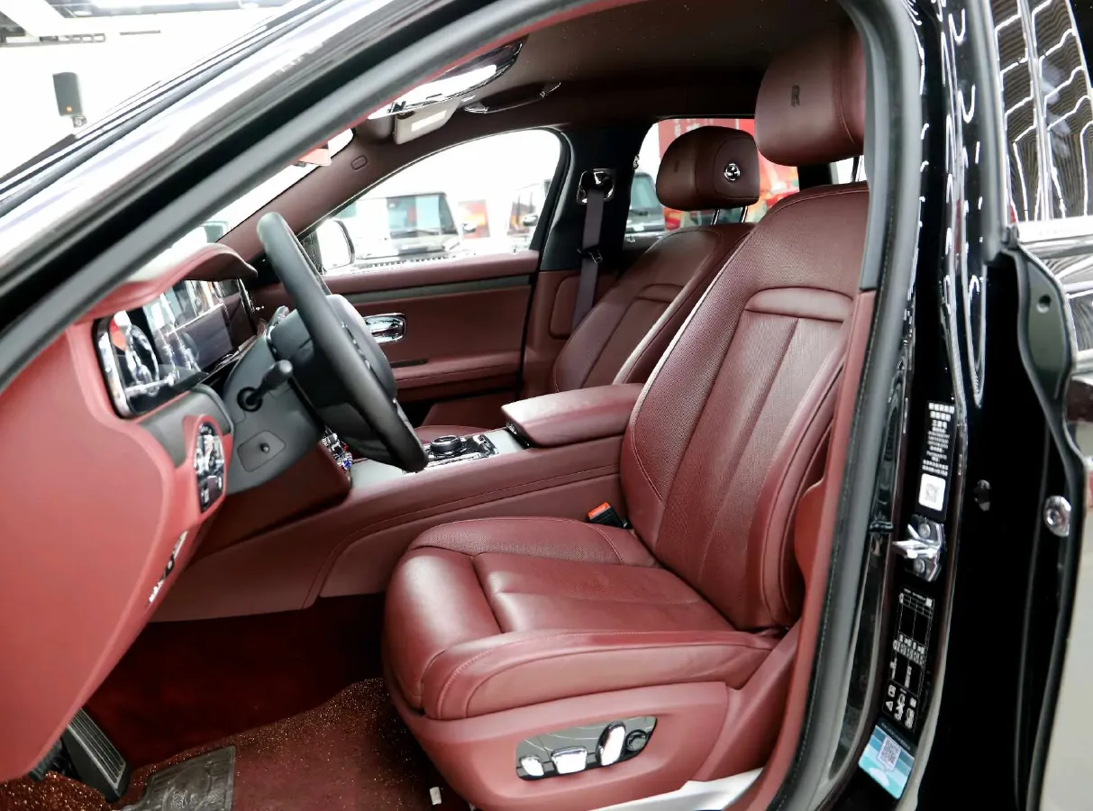 2021 Rolls-Royce Ghost 6.7T 571HP V12 8AT,autocango,china used car exporter,china ev exporter,chinese used car exporter,chinese used ev exporter