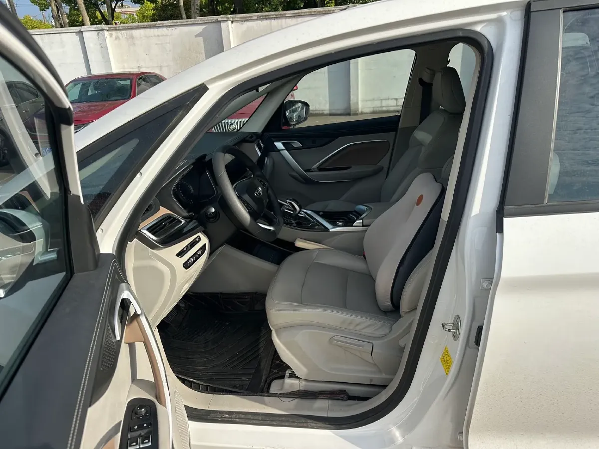 2019 Geely JiaJi 1.8T 184HP L4 6AT,autocango,china used car exporter,china ev exporter,chinese used car exporter,chinese used ev exporter