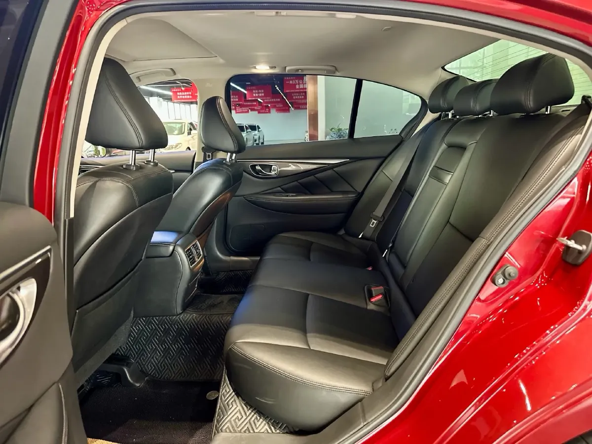 2018 Mitsubishi Pajero 3.0L 174HP V6 5AT,autocango,china used car exporter,china ev exporter,chinese used car exporter,chinese used ev exporter