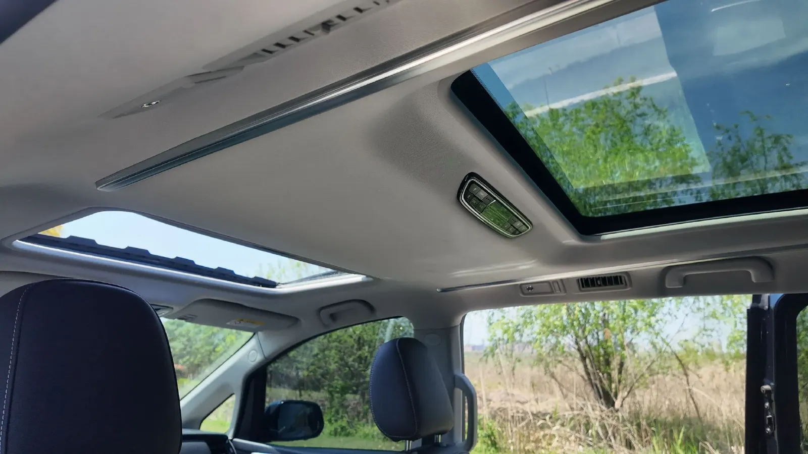 2021 GAC Trumpchi M8 2.0T 252HP L4 8AT,autocango,china used car exporter,china ev exporter,chinese used car exporter,chinese used ev exporter