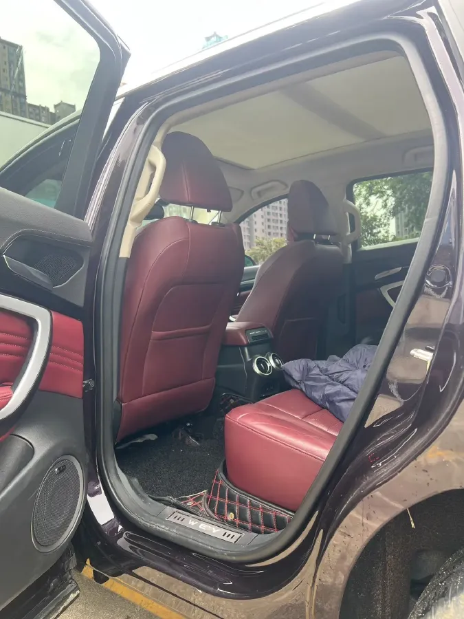 2017 WEY VV7 2.0T 234HP L4 7DCT,autocango,china used car exporter,china ev exporter,chinese used car exporter,chinese used ev exporter