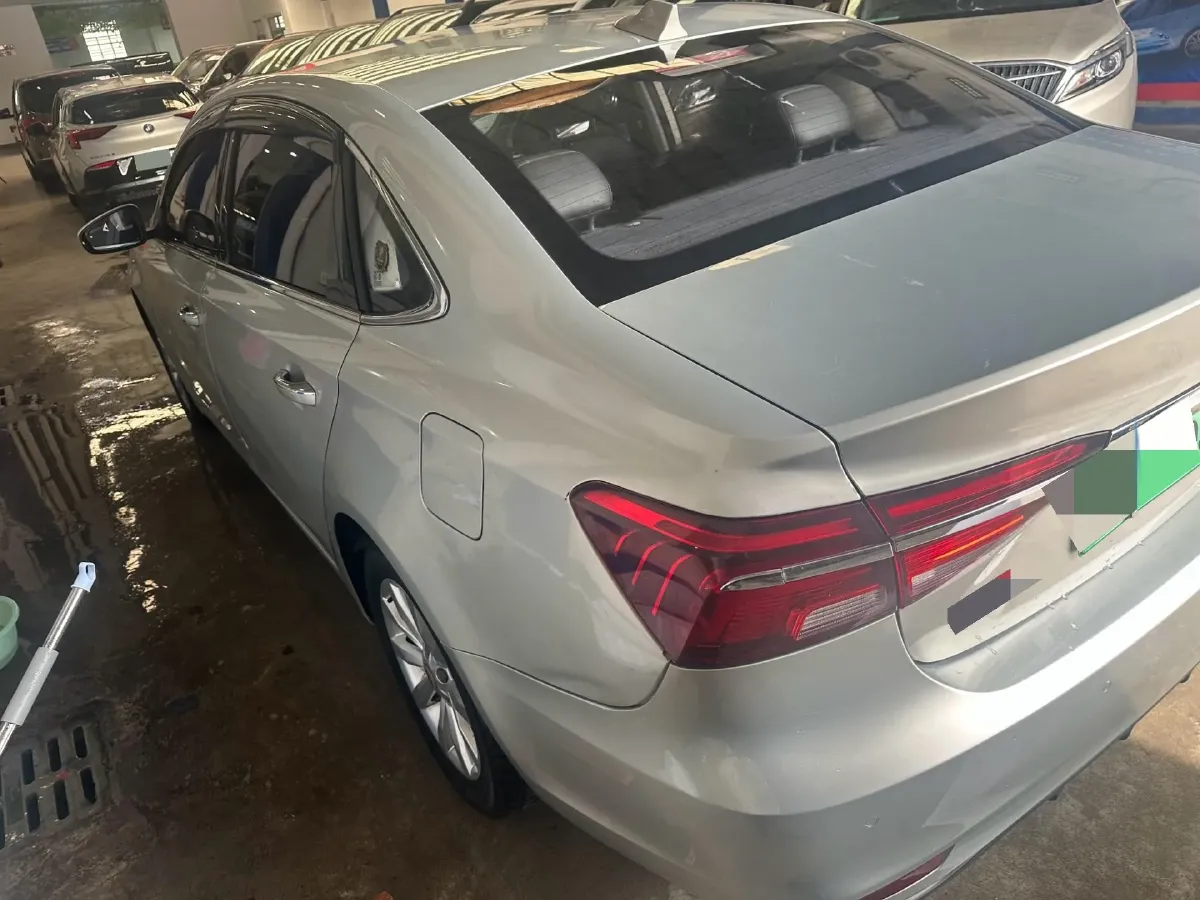 2017 Roewe i6 1.0T 125HP L3 2AT PHEV,autocango,china used car exporter,china ev exporter,chinese used car exporter,chinese used ev exporter