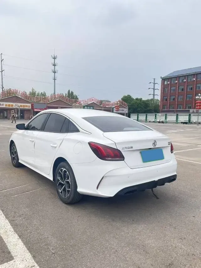 2023 MG 5 1.5L 129HP L4 5MT,autocango,china used car exporter,china ev exporter,chinese used car exporter,chinese used ev exporter