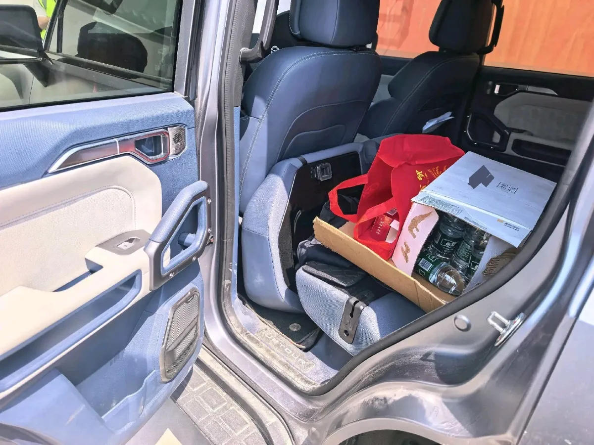 2024 Jetour ShanHai TravellerC-DM 1.5T 156HP L4 3DHT PHEV 43.24KWH,autocango,china used car exporter,china ev exporter,chinese used car exporter,chinese used ev exporter