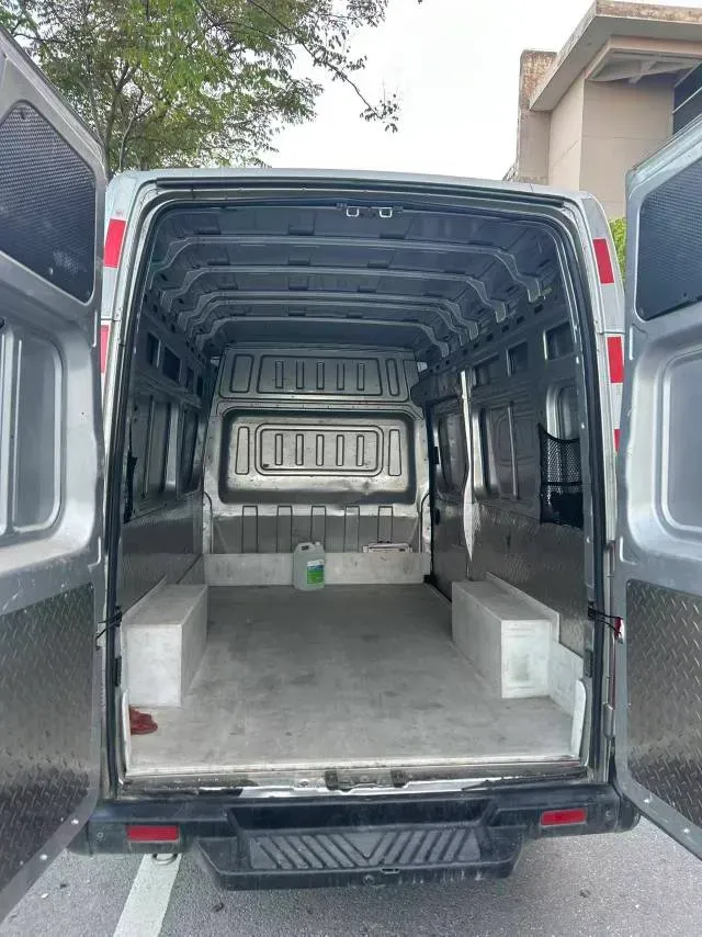 2021 DongFeng DFAC YuFeng 2.0T 127HP L4 6MT,autocango,china used car exporter,china ev exporter,chinese used car exporter,chinese used ev exporter