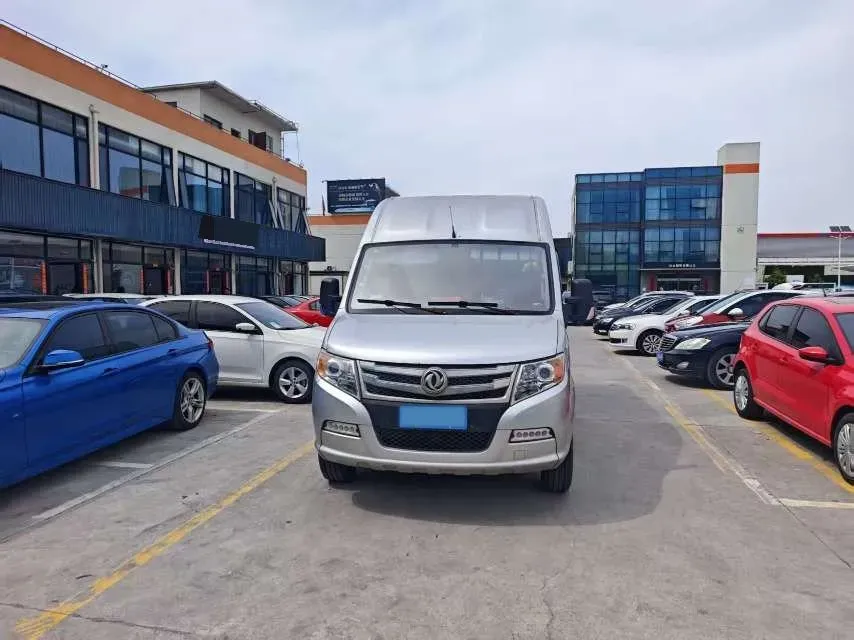 2021 DongFeng DFAC YuFeng 2.0T 127HP L4 6MT,autocango,china used car exporter,china ev exporter,chinese used car exporter,chinese used ev exporter