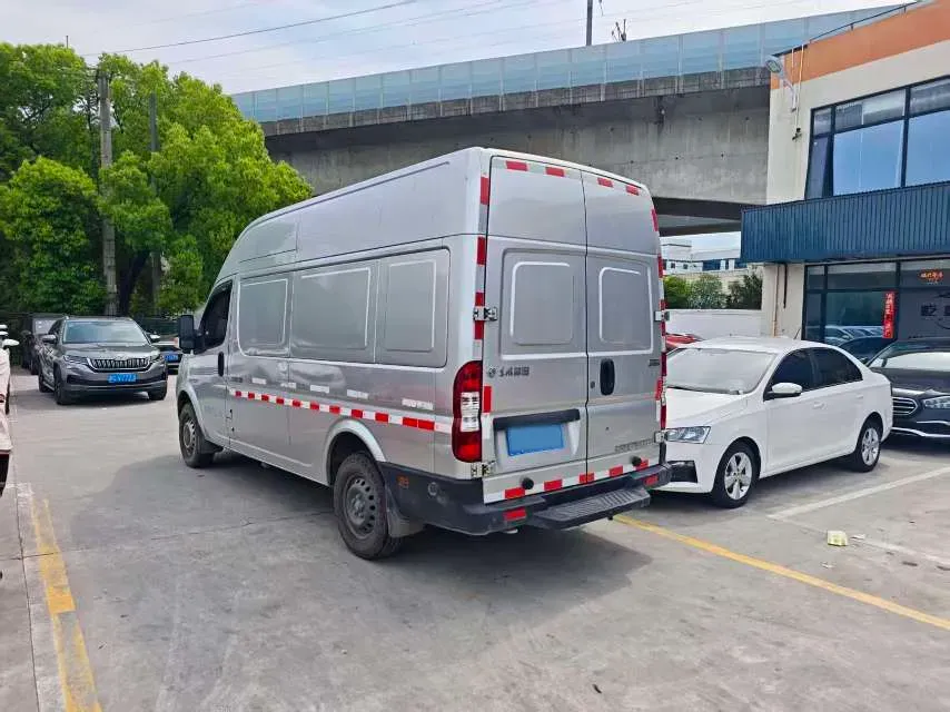 2021 DongFeng DFAC YuFeng 2.0T 127HP L4 6MT,autocango,china used car exporter,china ev exporter,chinese used car exporter,chinese used ev exporter