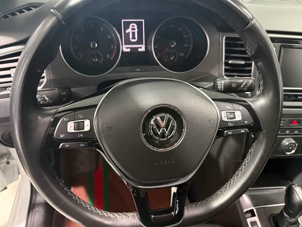 2018 Volkswagen Golf Sportsvan 1.4T 131HP L4 7DCT,autocango,china used car exporter,china ev exporter,chinese used car exporter,chinese used ev exporter