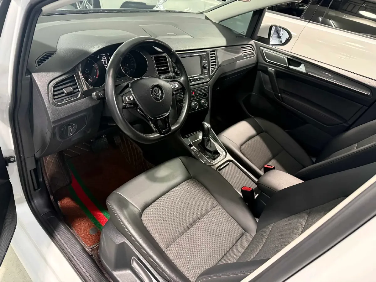 2018 Volkswagen Golf Sportsvan 1.4T 131HP L4 7DCT,autocango,china used car exporter,china ev exporter,chinese used car exporter,chinese used ev exporter