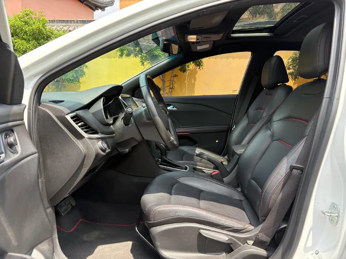 2020 Chevrolet Monza 1.3T 163HP L3 6AT,autocango,china used car exporter,china ev exporter,chinese used car exporter,chinese used ev exporter