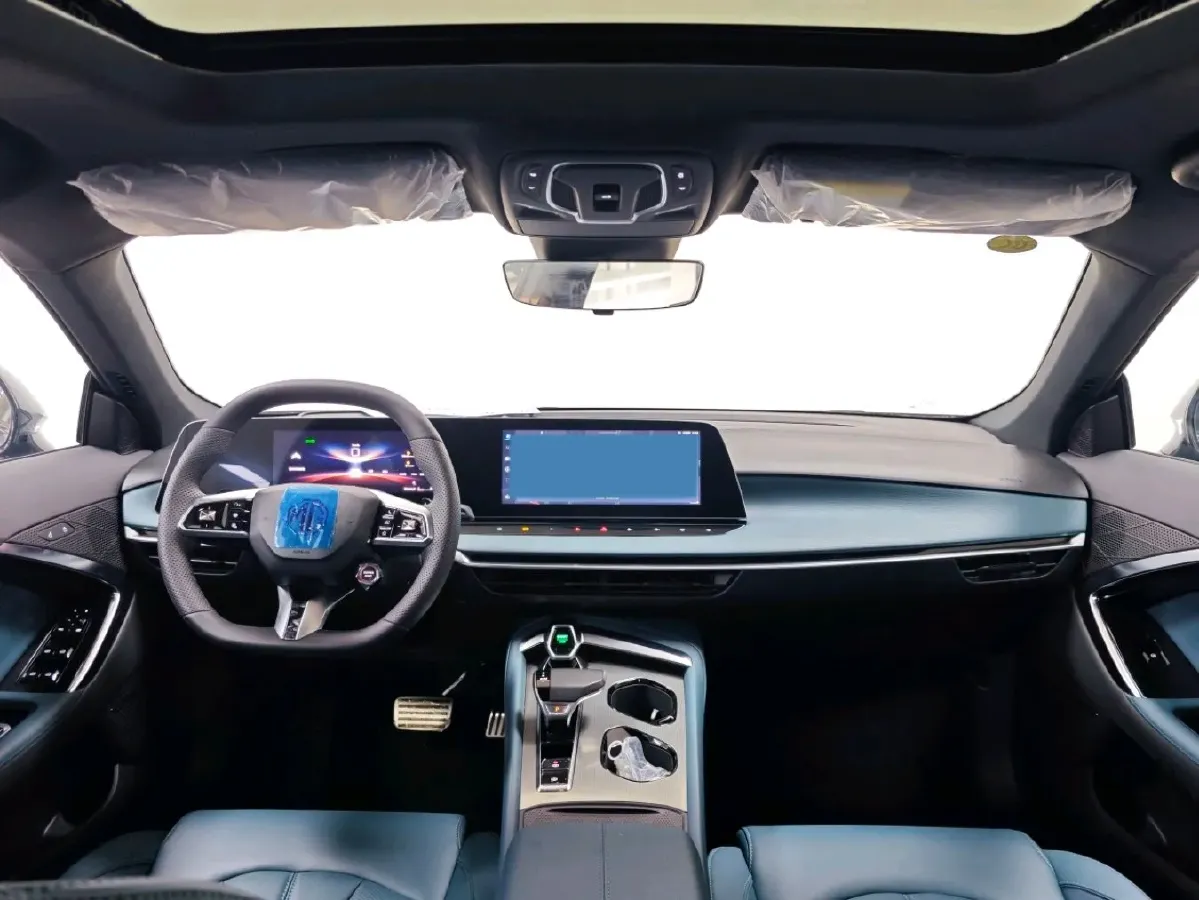 2023 MG 7 1.5T 188HP L4 7DCT,autocango,china used car exporter,china ev exporter,chinese used car exporter,chinese used ev exporter