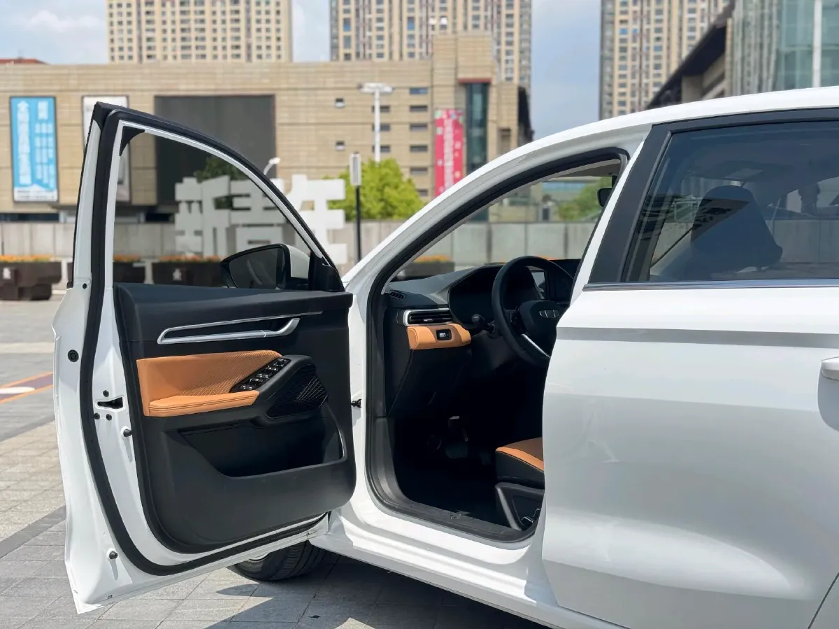 2023 Geely Emgrand 1.5L 127HP L4 CVT,autocango,china used car exporter,china ev exporter,chinese used car exporter,chinese used ev exporter