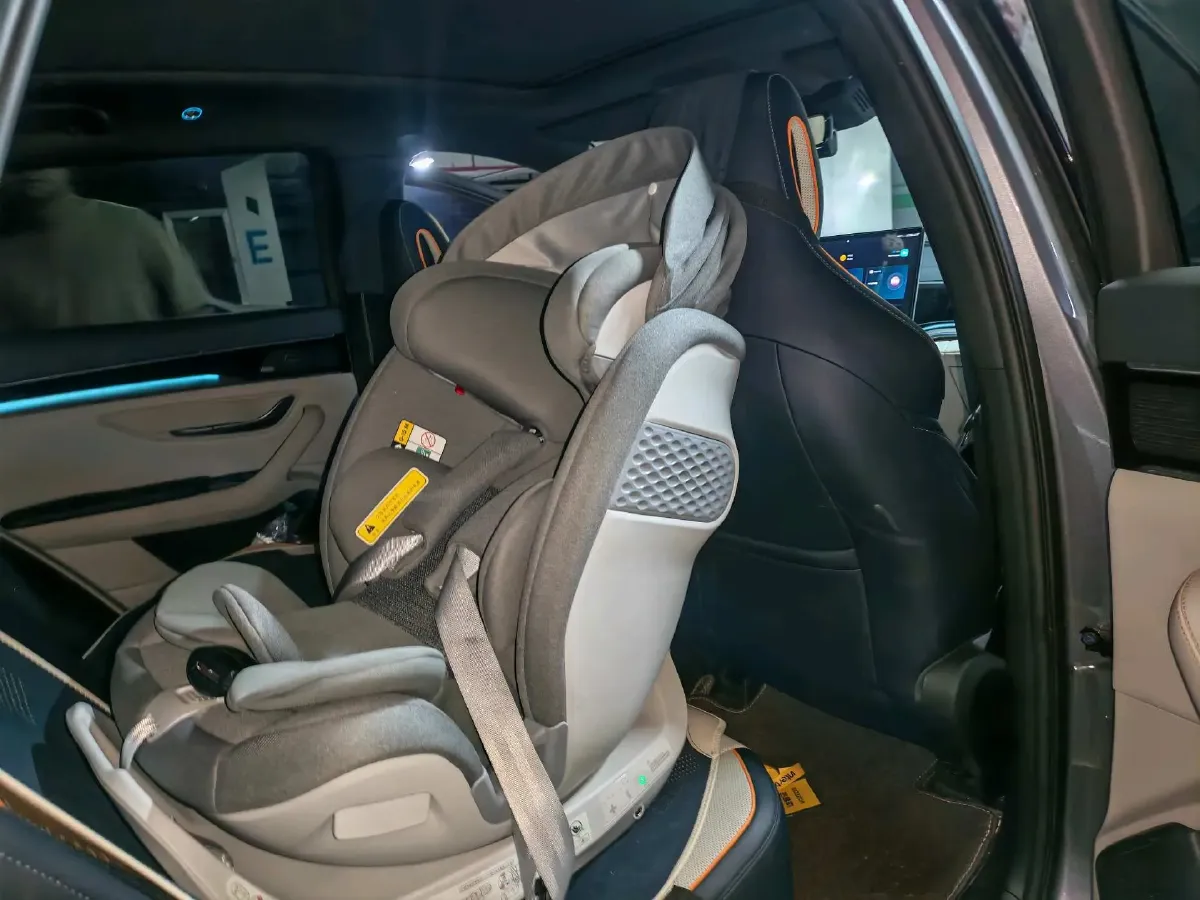 2022 Hyundai Tucson 2.0L 150HP L4 6AT Hybrid,autocango,china used car exporter,china ev exporter,chinese used car exporter,chinese used ev exporter