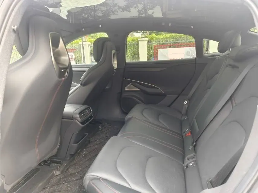 2024 MI SU7 BEV 94.3KWH,autocango,china used car exporter,china ev exporter,chinese used car exporter,chinese used ev exporter