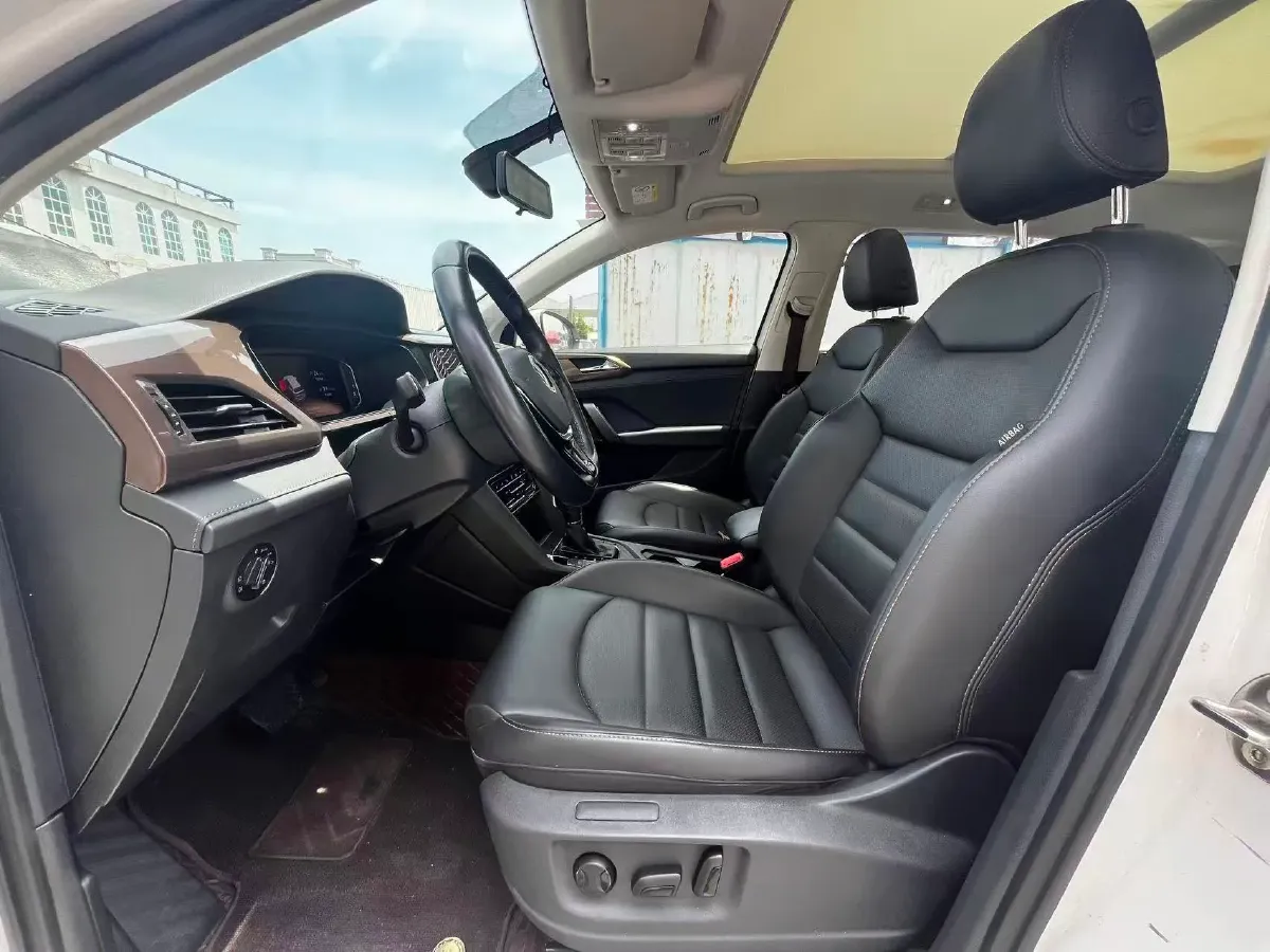 2021 Volkswagen Tharu 1.4T 150HP L4 7DCT,autocango,china used car exporter,china ev exporter,chinese used car exporter,chinese used ev exporter