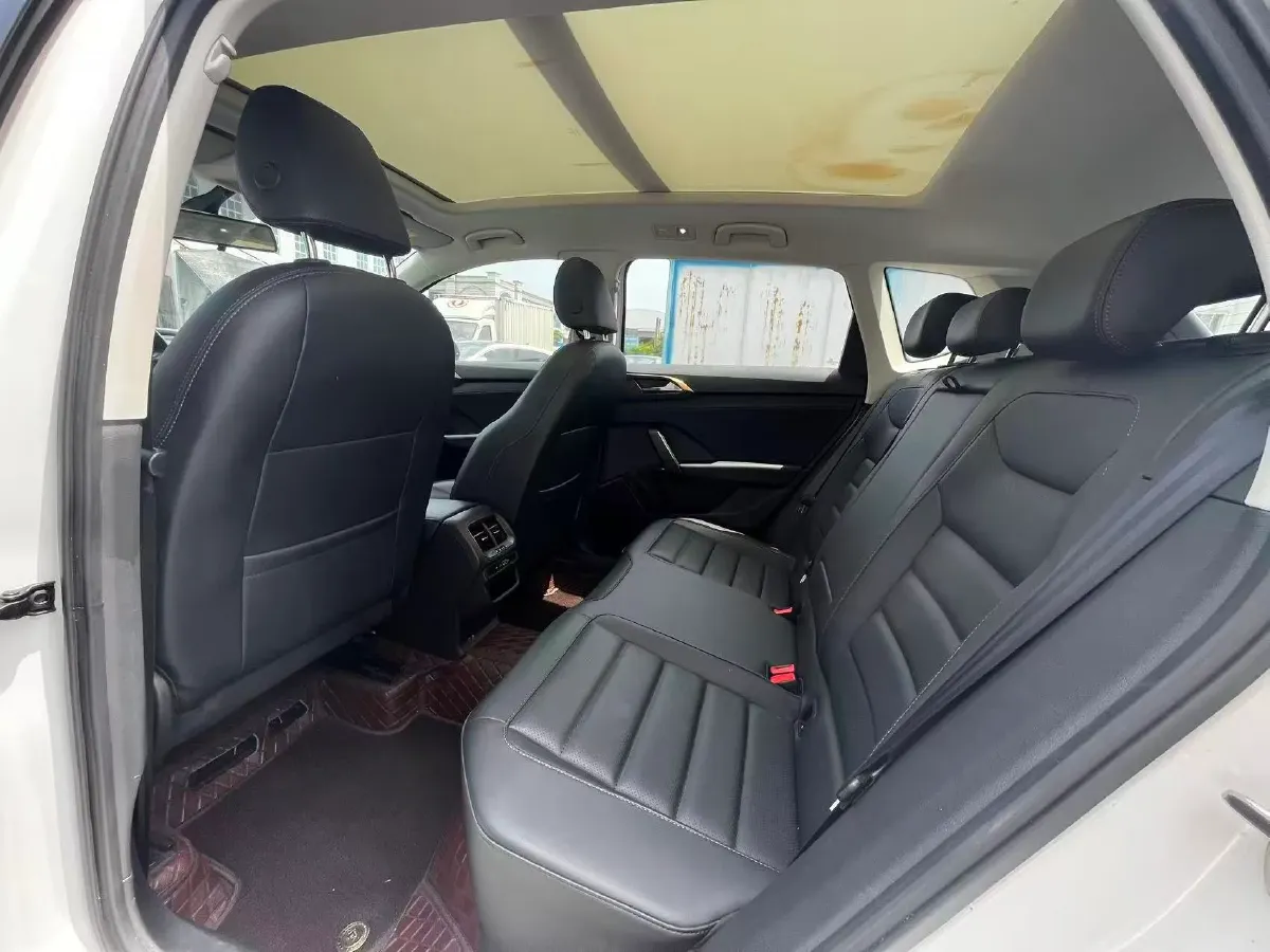 2021 Volkswagen Tharu 1.4T 150HP L4 7DCT,autocango,china used car exporter,china ev exporter,chinese used car exporter,chinese used ev exporter