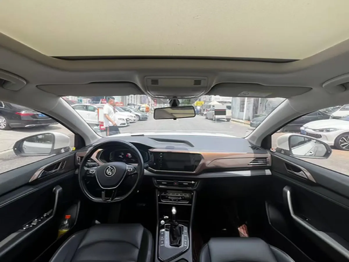 2021 Volkswagen Tharu 1.4T 150HP L4 7DCT,autocango,china used car exporter,china ev exporter,chinese used car exporter,chinese used ev exporter