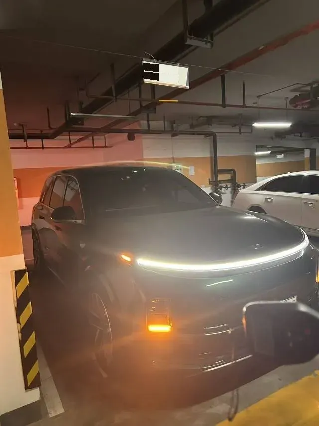 2023 Li L9 Range Extended 154HP REEV 42.6KWH,autocango,china used car exporter,china ev exporter,chinese used car exporter,chinese used ev exporter