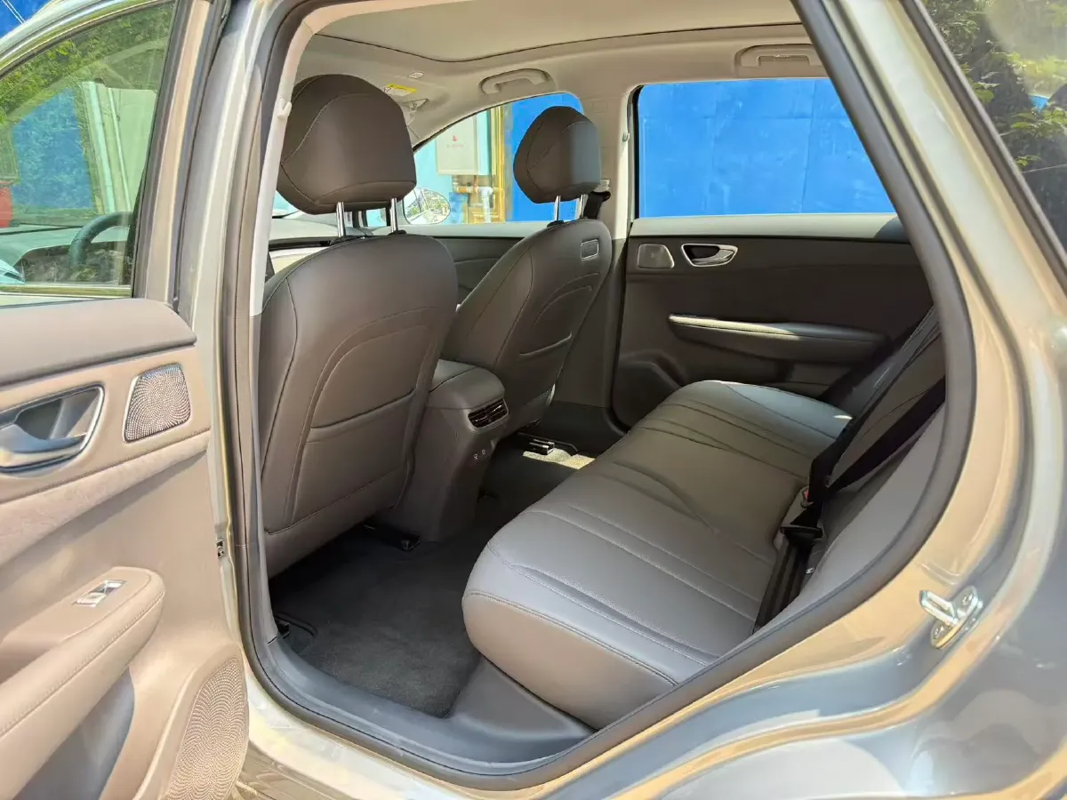 2025 HIMA Shangjie H5 REEV 98HP REEV,autocango,china used car exporter,china ev exporter,chinese used car exporter,chinese used ev exporter