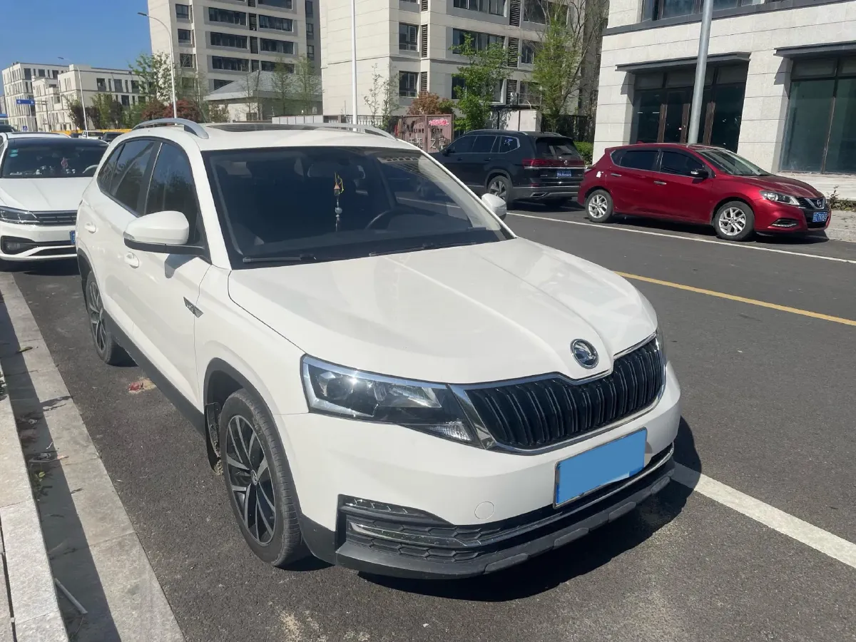 2021 Skoda Kamiq 1.5L 112HP L4 6AT,autocango,china used car exporter,china ev exporter,chinese used car exporter,chinese used ev exporter