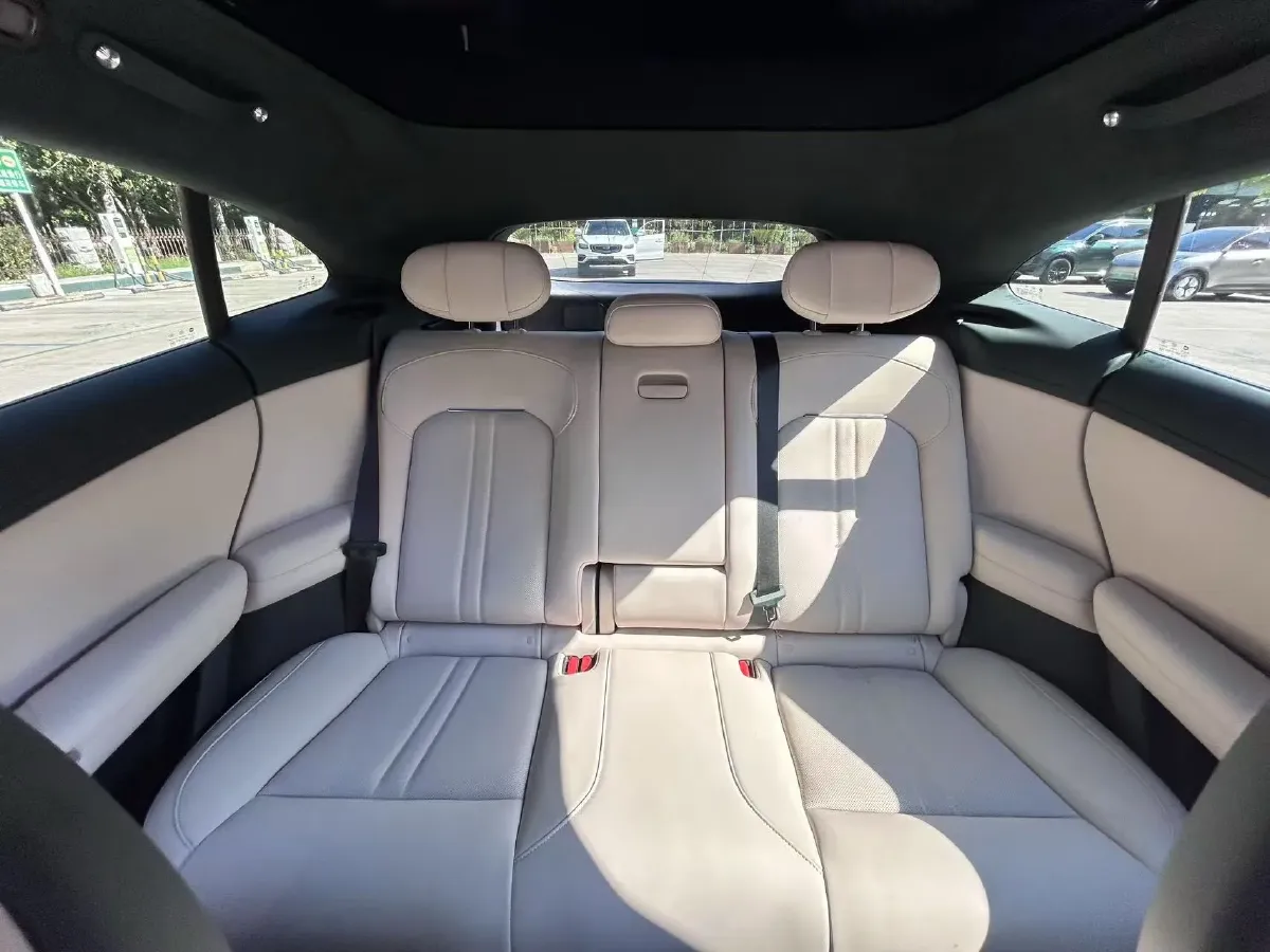 2025 MI YU7 BEV 101.7KWH,autocango,china used car exporter,china ev exporter,chinese used car exporter,chinese used ev exporter