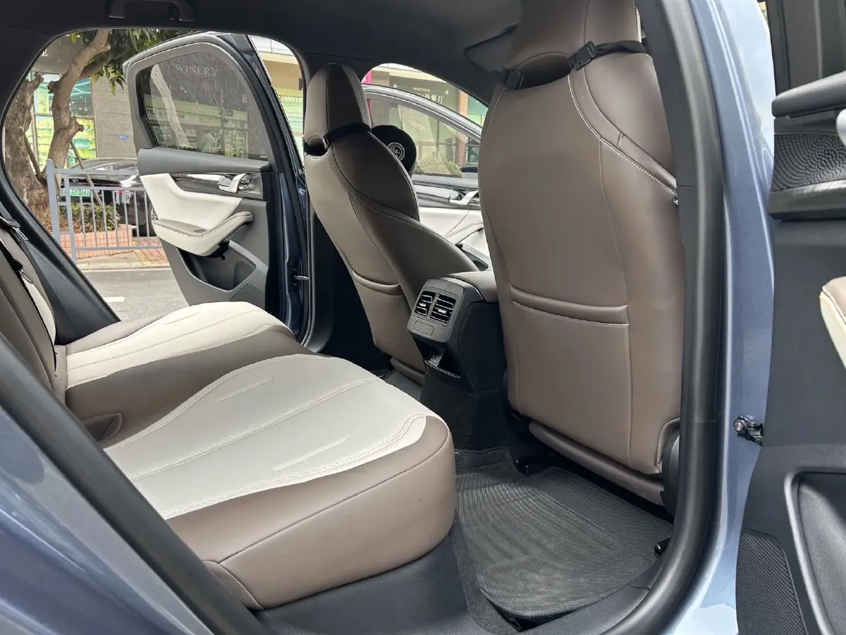 2024 BYD Qin Plus 1.5L 110HP L4 E-CVT PHEV 8.32KWH,autocango,china used car exporter,china ev exporter,chinese used car exporter,chinese used ev exporter