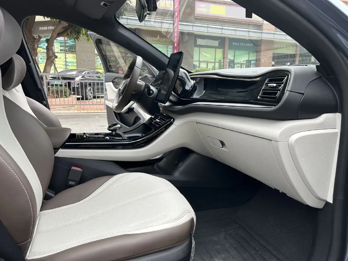 2024 BYD Qin Plus 1.5L 110HP L4 E-CVT PHEV 8.32KWH,autocango,china used car exporter,china ev exporter,chinese used car exporter,chinese used ev exporter