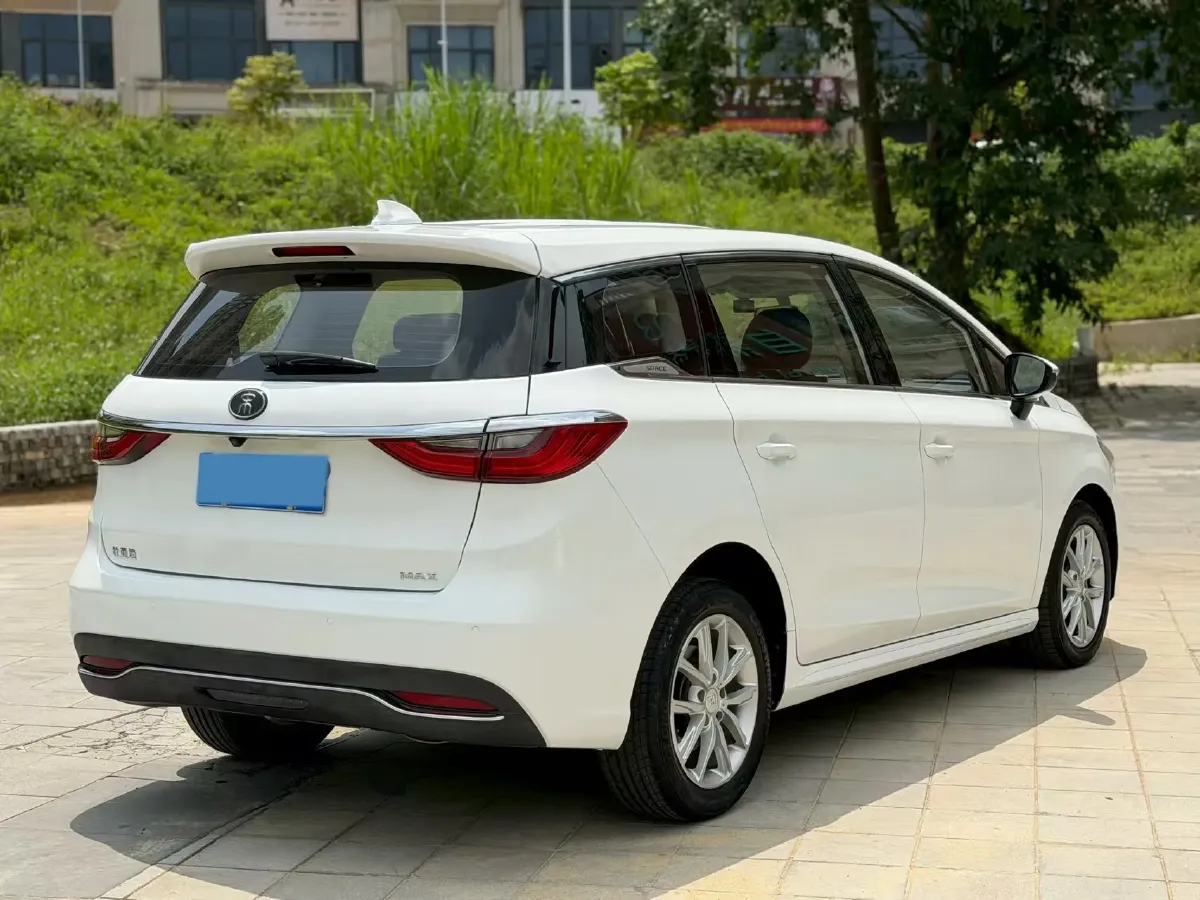 2019 BYD Song MAX 1.5T 154HP L4 6MT,autocango,china used car exporter,china ev exporter,chinese used car exporter,chinese used ev exporter