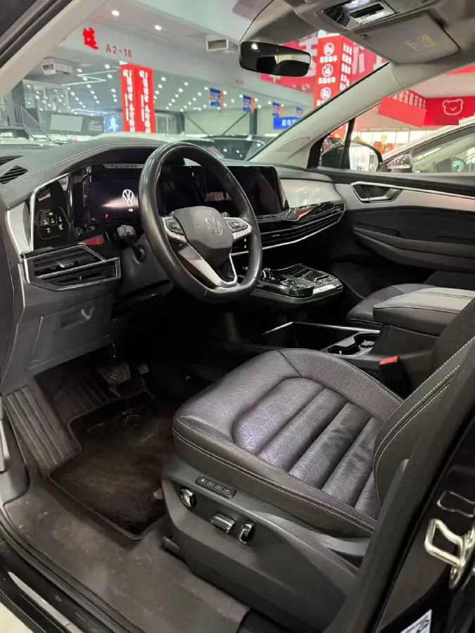 2022 Volkswagen Talagon 2.0T 220HP L4 7DCT,autocango,china used car exporter,china ev exporter,chinese used car exporter,chinese used ev exporter