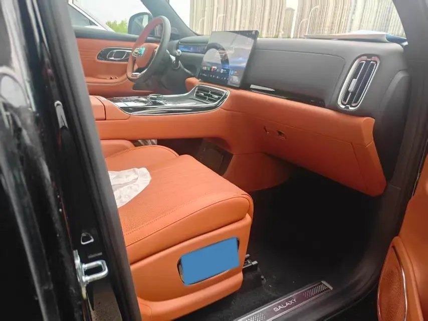 2025 Isuzu LingTuo 2.0T 220HP L4 8AT,autocango,china used car exporter,china ev exporter,chinese used car exporter,chinese used ev exporter