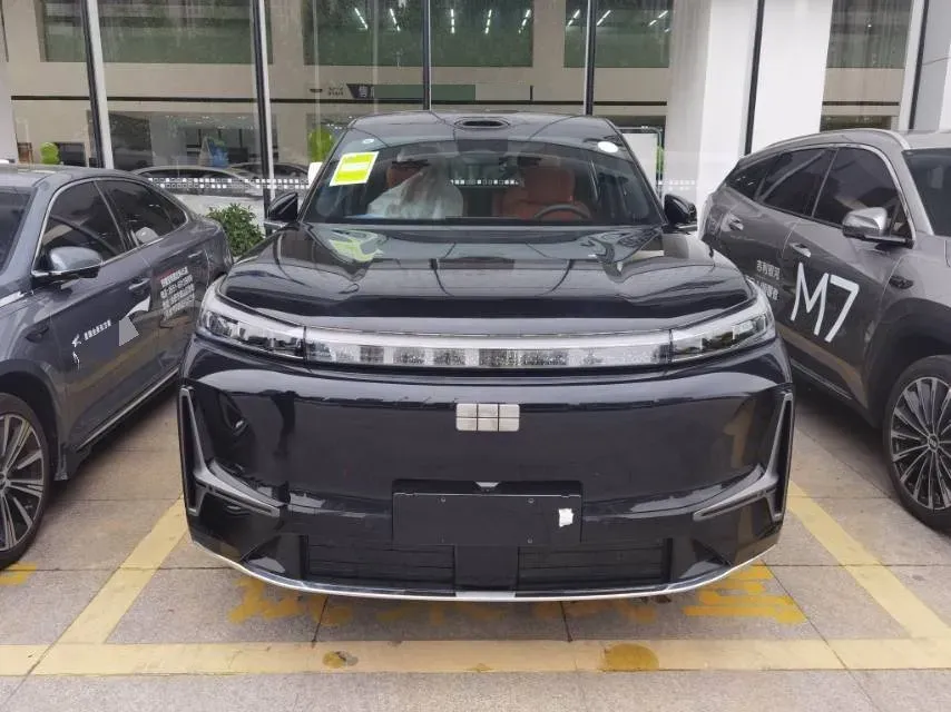 2025 Isuzu LingTuo 2.0T 220HP L4 8AT,autocango,china used car exporter,china ev exporter,chinese used car exporter,chinese used ev exporter