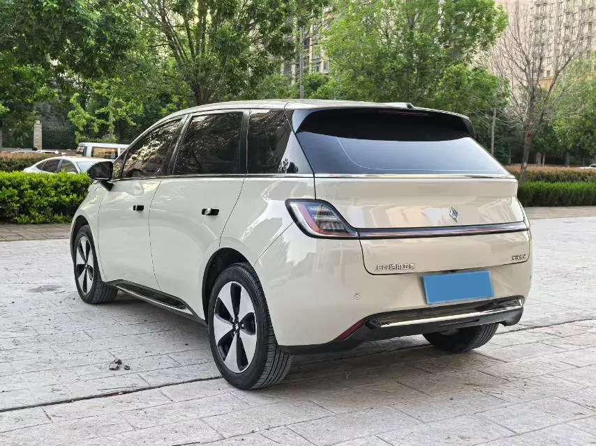 2023 BaoJun Cloud BEV 50.6KWH,autocango,china used car exporter,china ev exporter,chinese used car exporter,chinese used ev exporter