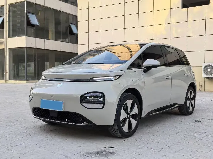 2023 BaoJun Cloud BEV 50.6KWH,autocango,china used car exporter,china ev exporter,chinese used car exporter,chinese used ev exporter