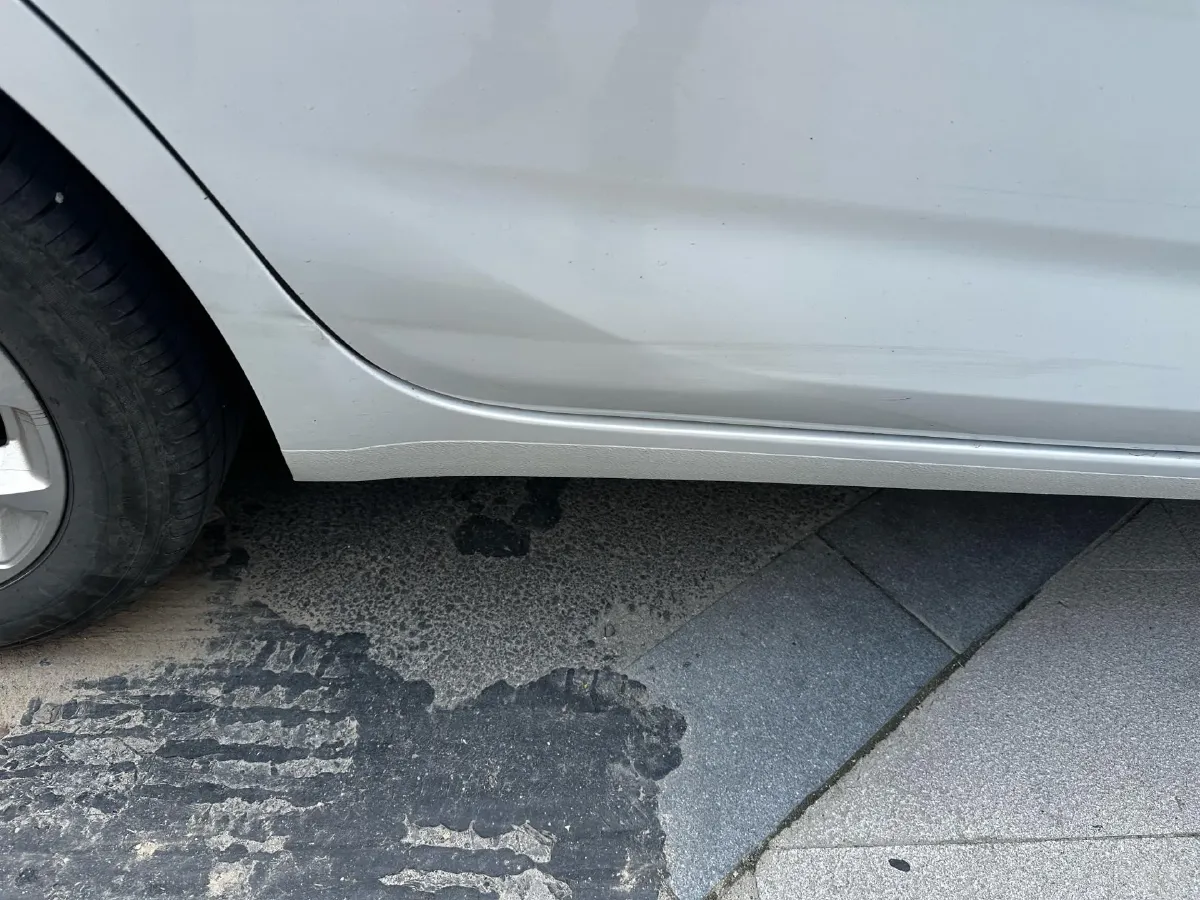 2024 Chevrolet Monza 1.5L 113HP L4 6DCT,autocango,china used car exporter,china ev exporter,chinese used car exporter,chinese used ev exporter