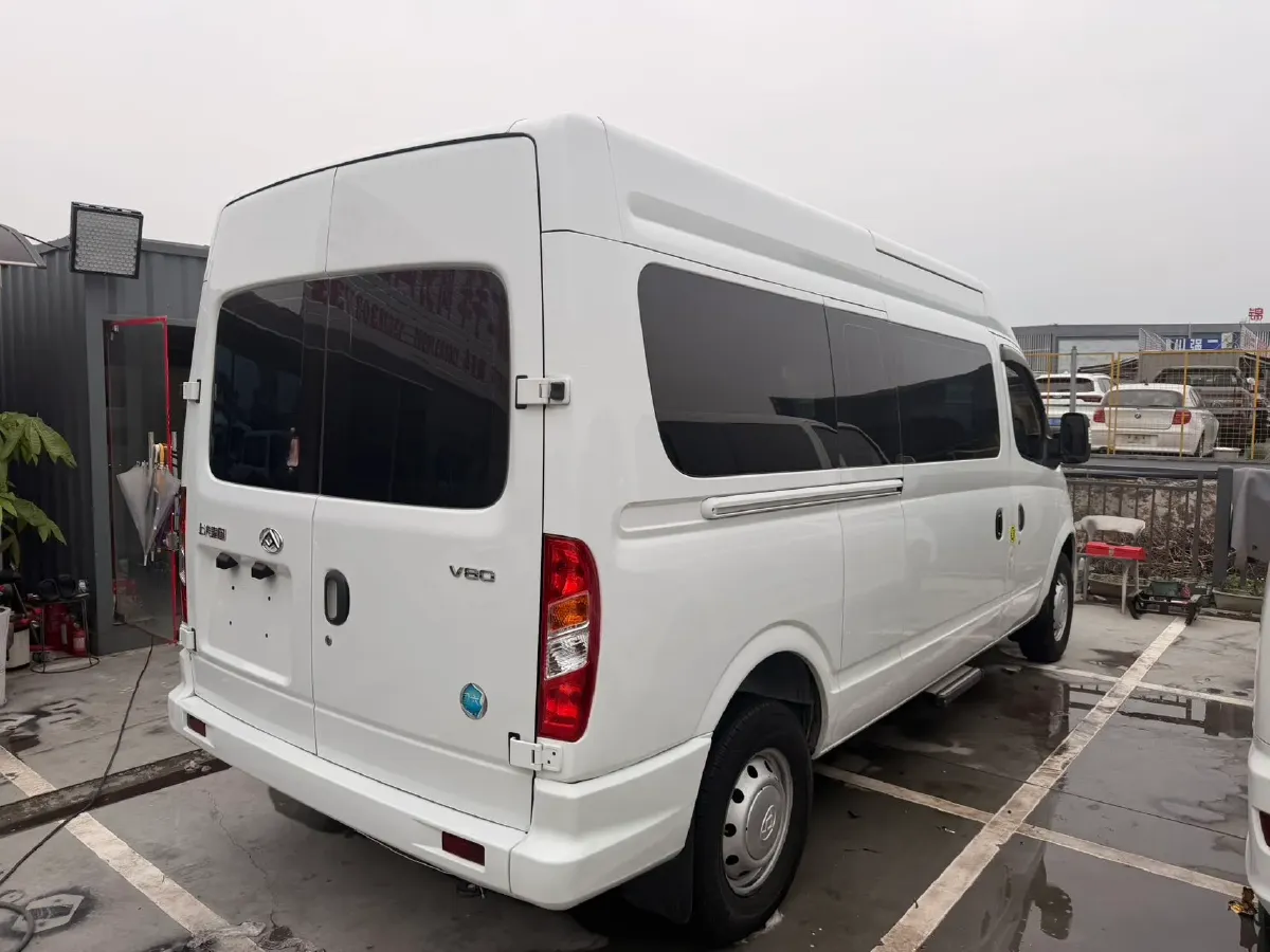 2021 MAXUS XinTu V80 2.0T 127HP L4 6MT,autocango,china used car exporter,china ev exporter,chinese used car exporter,chinese used ev exporter
