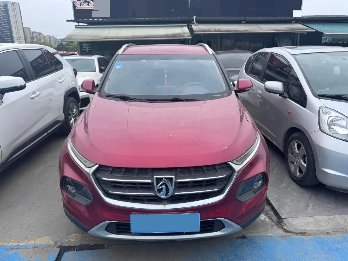 2017 BaoJun 310W 1.5L 105HP L4 6MT,autocango,china used car exporter,china ev exporter,chinese used car exporter,chinese used ev exporter