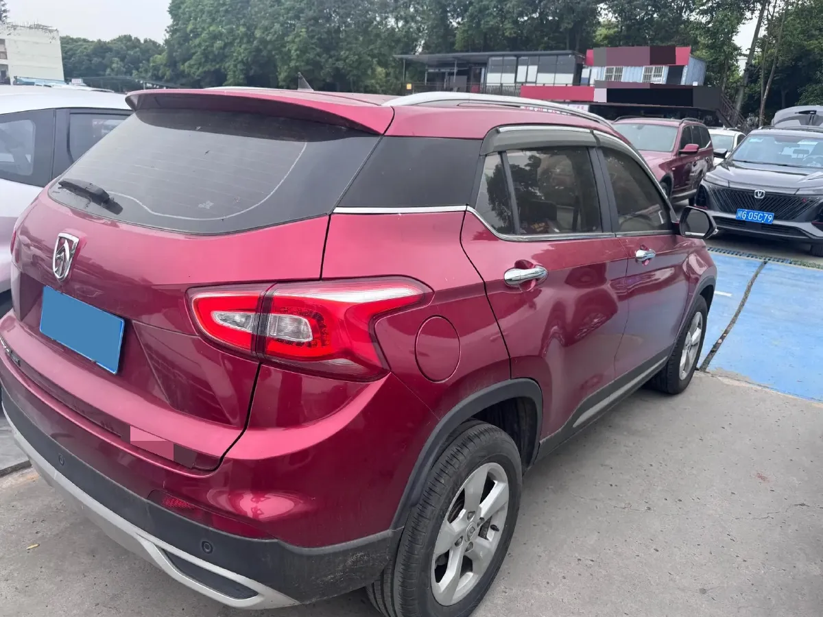 2017 BaoJun 310W 1.5L 105HP L4 6MT,autocango,china used car exporter,china ev exporter,chinese used car exporter,chinese used ev exporter