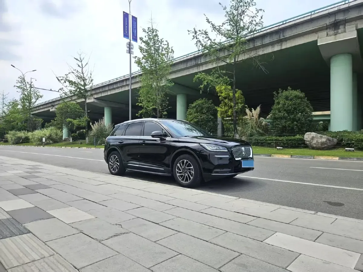 2020 Lincoln Corsair 2.0T 245HP L4 8AT,autocango,china used car exporter,china ev exporter,chinese used car exporter,chinese used ev exporter